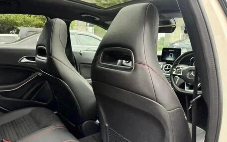 Mercedes-Benz A-Класс, 2018 год, 1 250 007 рублей, 28 фотография