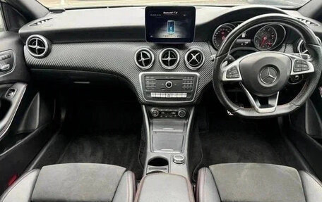 Mercedes-Benz A-Класс, 2018 год, 1 250 007 рублей, 27 фотография