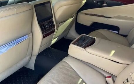 Lexus LS IV, 2010 год, 2 480 000 рублей, 10 фотография