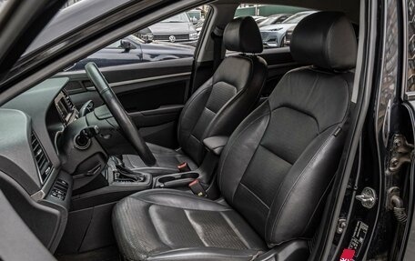 Hyundai Elantra VI рестайлинг, 2016 год, 1 345 000 рублей, 10 фотография