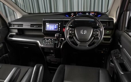 Honda Stepwgn IV, 2015 год, 2 029 000 рублей, 6 фотография