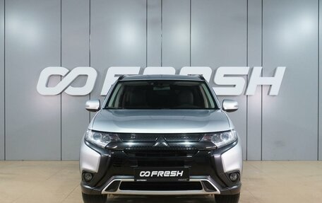 Mitsubishi Outlander III рестайлинг 3, 2021 год, 2 399 000 рублей, 3 фотография