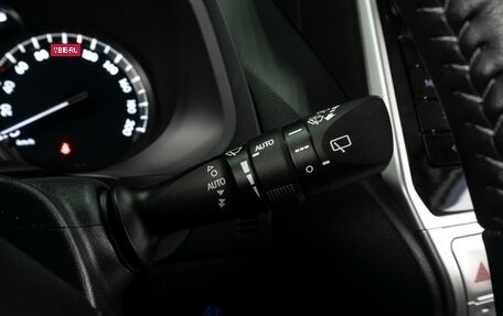 Toyota Land Cruiser Prado 150 рестайлинг 2, 2019 год, 5 459 000 рублей, 25 фотография