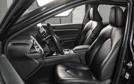 Toyota Camry, 2023 год, 3 319 000 рублей, 10 фотография