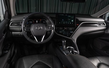 Toyota Camry, 2023 год, 3 319 000 рублей, 6 фотография