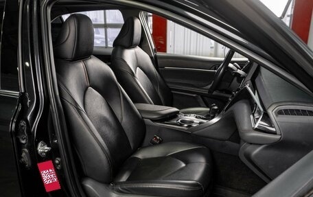 Toyota Camry, 2023 год, 3 319 000 рублей, 8 фотография