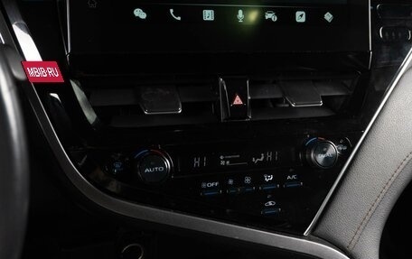 Toyota Camry, 2023 год, 3 319 000 рублей, 20 фотография