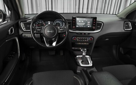 KIA cee'd III, 2021 год, 1 998 000 рублей, 6 фотография