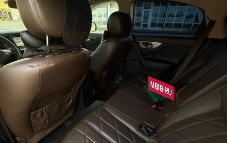 Infiniti FX II, 2008 год, 1 980 000 рублей, 15 фотография