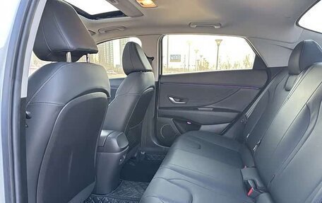 Hyundai Elantra, 2022 год, 1 470 000 рублей, 6 фотография