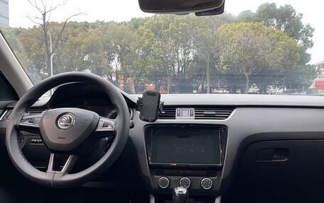 Skoda Octavia, 2020 год, 1 250 000 рублей, 9 фотография