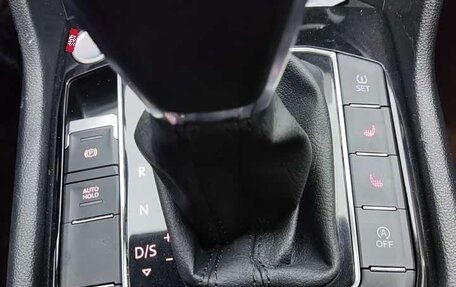 Volkswagen Tiguan II, 2022 год, 2 540 000 рублей, 14 фотография