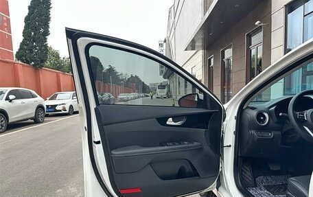 KIA K3, 2022 год, 1 580 000 рублей, 17 фотография