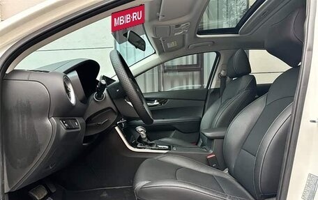 KIA K3, 2022 год, 1 580 000 рублей, 15 фотография