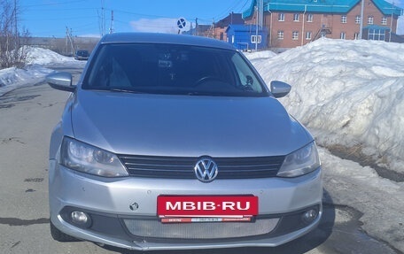 Volkswagen Jetta VI, 2014 год, 1 250 000 рублей, 5 фотография