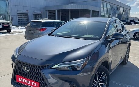 Lexus NX, 2022 год, 5 500 000 рублей, 2 фотография