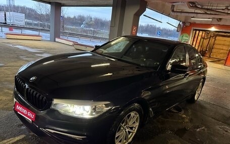 BMW 5 серия, 2018 год, 2 400 000 рублей, 14 фотография