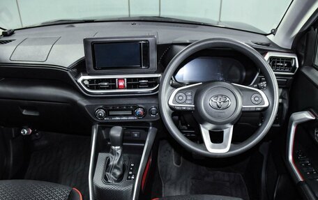 Toyota Raize I, 2020 год, 1 669 000 рублей, 12 фотография