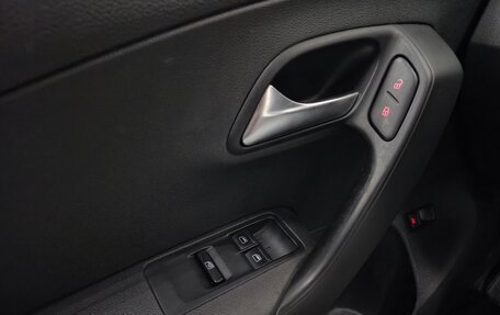 Volkswagen Polo VI (EU Market), 2018 год, 1 200 000 рублей, 8 фотография