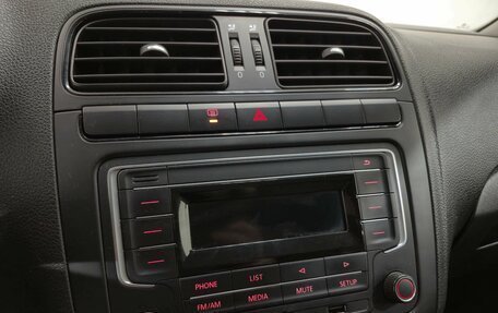 Volkswagen Polo VI (EU Market), 2018 год, 1 200 000 рублей, 17 фотография