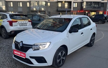 Renault Logan II, 2019 год, 895 000 рублей, 1 фотография