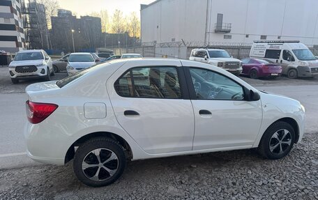 Renault Logan II, 2019 год, 895 000 рублей, 3 фотография
