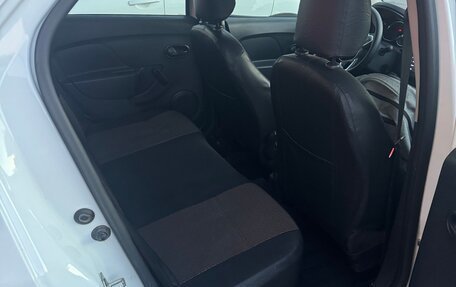 Renault Logan II, 2019 год, 895 000 рублей, 9 фотография