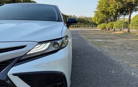 Toyota Camry, 2023 год, 2 600 000 рублей, 9 фотография