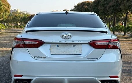 Toyota Camry, 2023 год, 2 600 000 рублей, 8 фотография