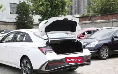 Hyundai Elantra, 2026 год, 1 800 010 рублей, 8 фотография