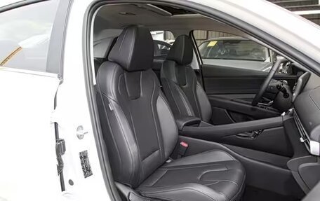 Hyundai Elantra, 2026 год, 1 800 010 рублей, 11 фотография