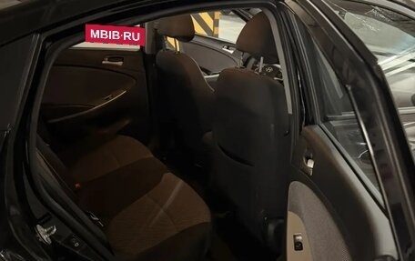 Hyundai Solaris II рестайлинг, 2011 год, 640 000 рублей, 10 фотография