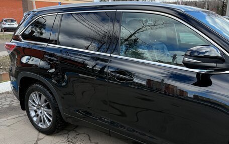 Toyota Highlander III, 2014 год, 3 150 000 рублей, 3 фотография