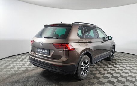 Volkswagen Tiguan II, 2020 год, 2 850 000 рублей, 6 фотография