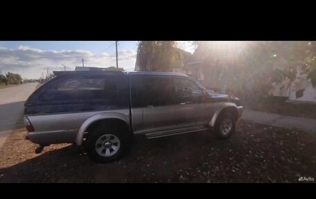 Mitsubishi L200 III рестайлинг, 2005 год, 900 000 рублей, 3 фотография