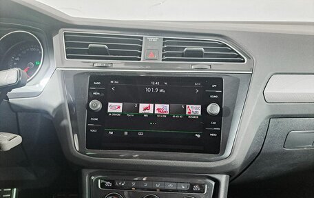 Volkswagen Tiguan II, 2020 год, 2 850 000 рублей, 18 фотография