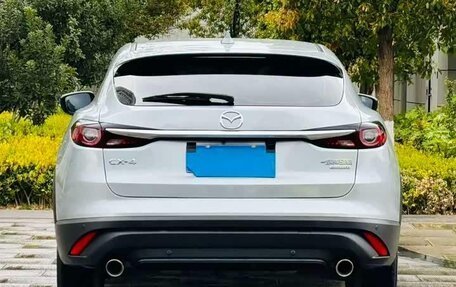 Mazda CX-4, 2022 год, 2 000 000 рублей, 7 фотография