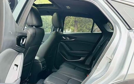 Mazda CX-4, 2022 год, 2 000 000 рублей, 14 фотография