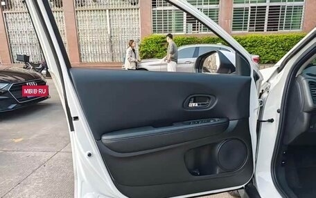 Honda Vezel, 2022 год, 1 580 505 рублей, 15 фотография