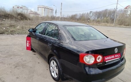Volkswagen Jetta VI, 2010 год, 660 000 рублей, 5 фотография