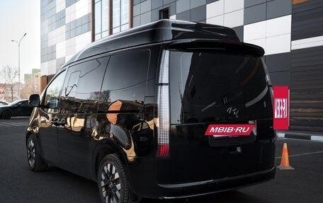 Hyundai Staria, 2021 год, 6 500 000 рублей, 7 фотография