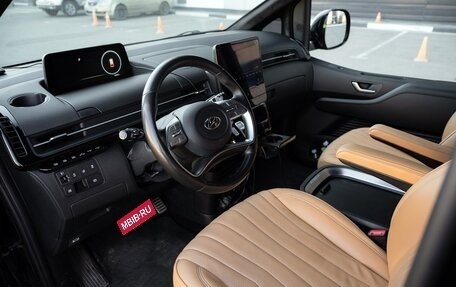 Hyundai Staria, 2021 год, 6 500 000 рублей, 19 фотография