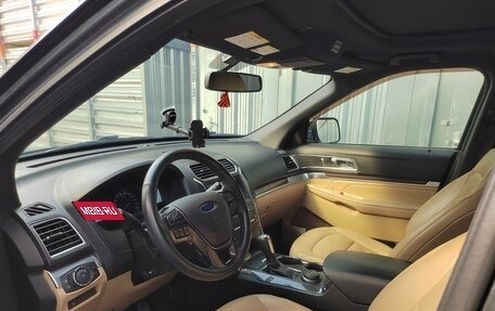 Ford Explorer VI, 2018 год, 3 200 000 рублей, 3 фотография