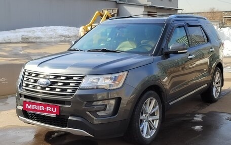 Ford Explorer VI, 2018 год, 3 200 000 рублей, 9 фотография