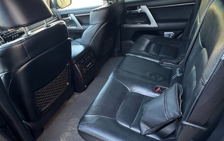 Toyota Land Cruiser 200, 2012 год, 3 850 000 рублей, 17 фотография