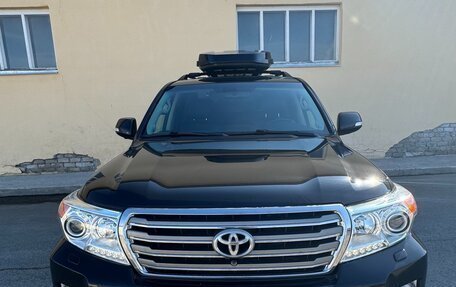 Toyota Land Cruiser 200, 2012 год, 3 850 000 рублей, 7 фотография