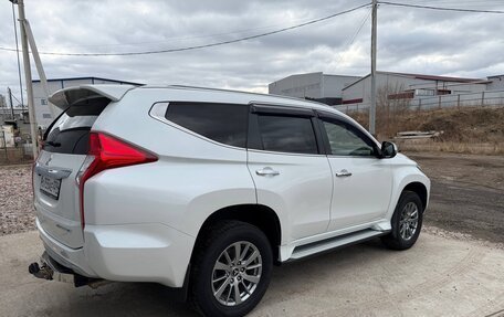 Mitsubishi Pajero Sport III рестайлинг, 2018 год, 2 690 000 рублей, 4 фотография