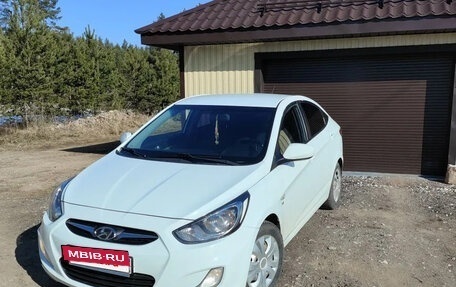 Hyundai Solaris II рестайлинг, 2013 год, 750 000 рублей, 7 фотография
