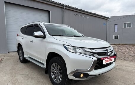 Mitsubishi Pajero Sport III рестайлинг, 2018 год, 2 690 000 рублей, 5 фотография