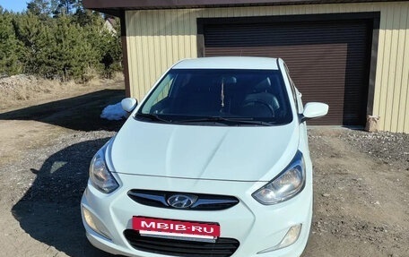 Hyundai Solaris II рестайлинг, 2013 год, 750 000 рублей, 9 фотография